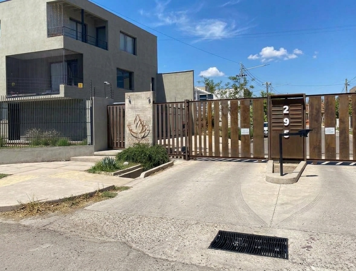 Lote en venta apto PH de 330m2 o 655m2, en barrio pribado Los Ágaves, Carrodilla - foto 2