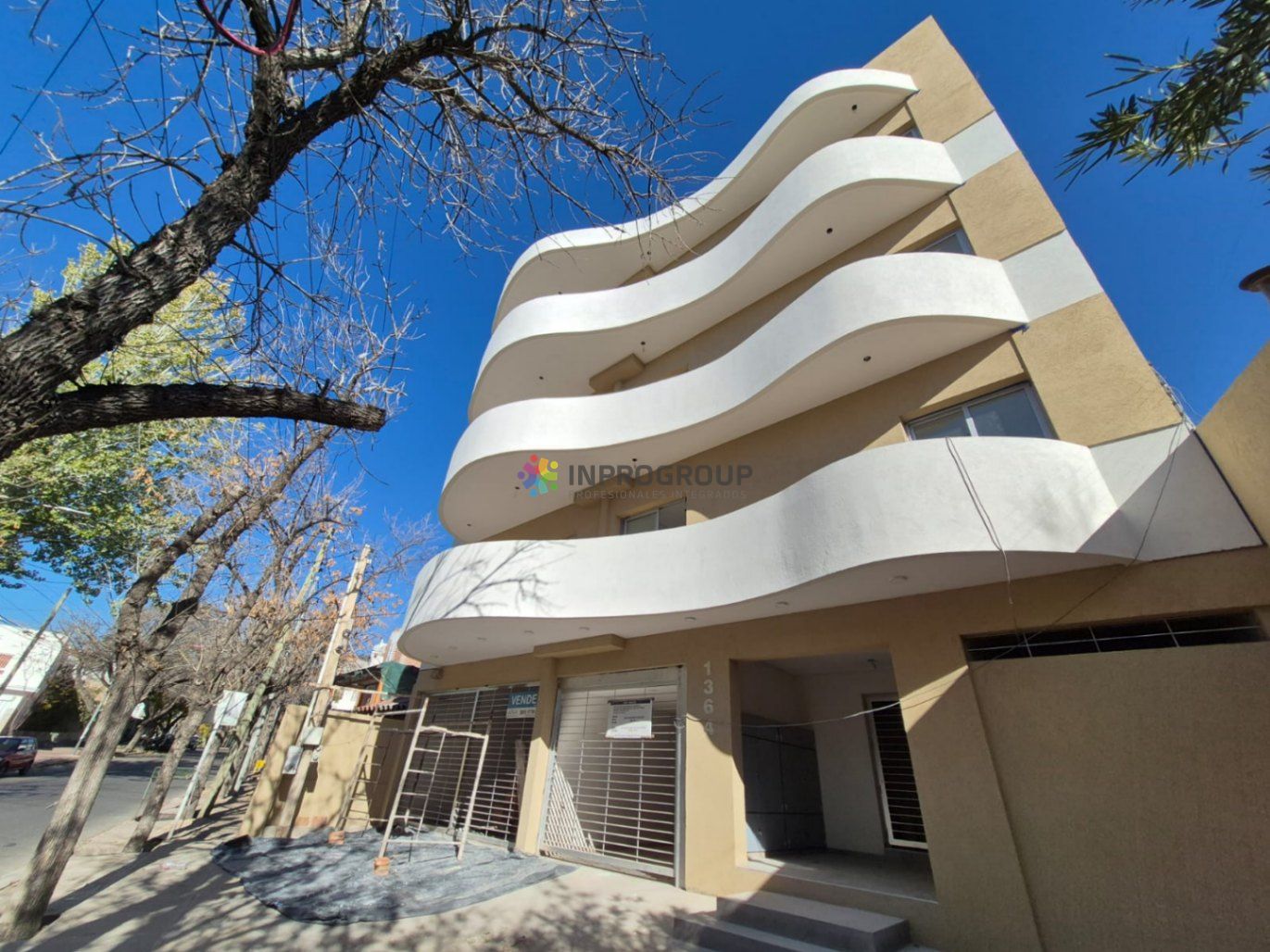Departamento en venta c/ cochera en Godoy Cruz - foto 1