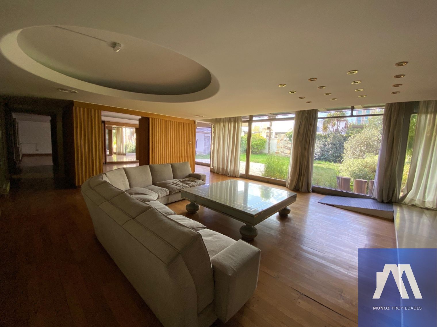 Espectacular casa de diseño en venta en Ciudad - foto 2