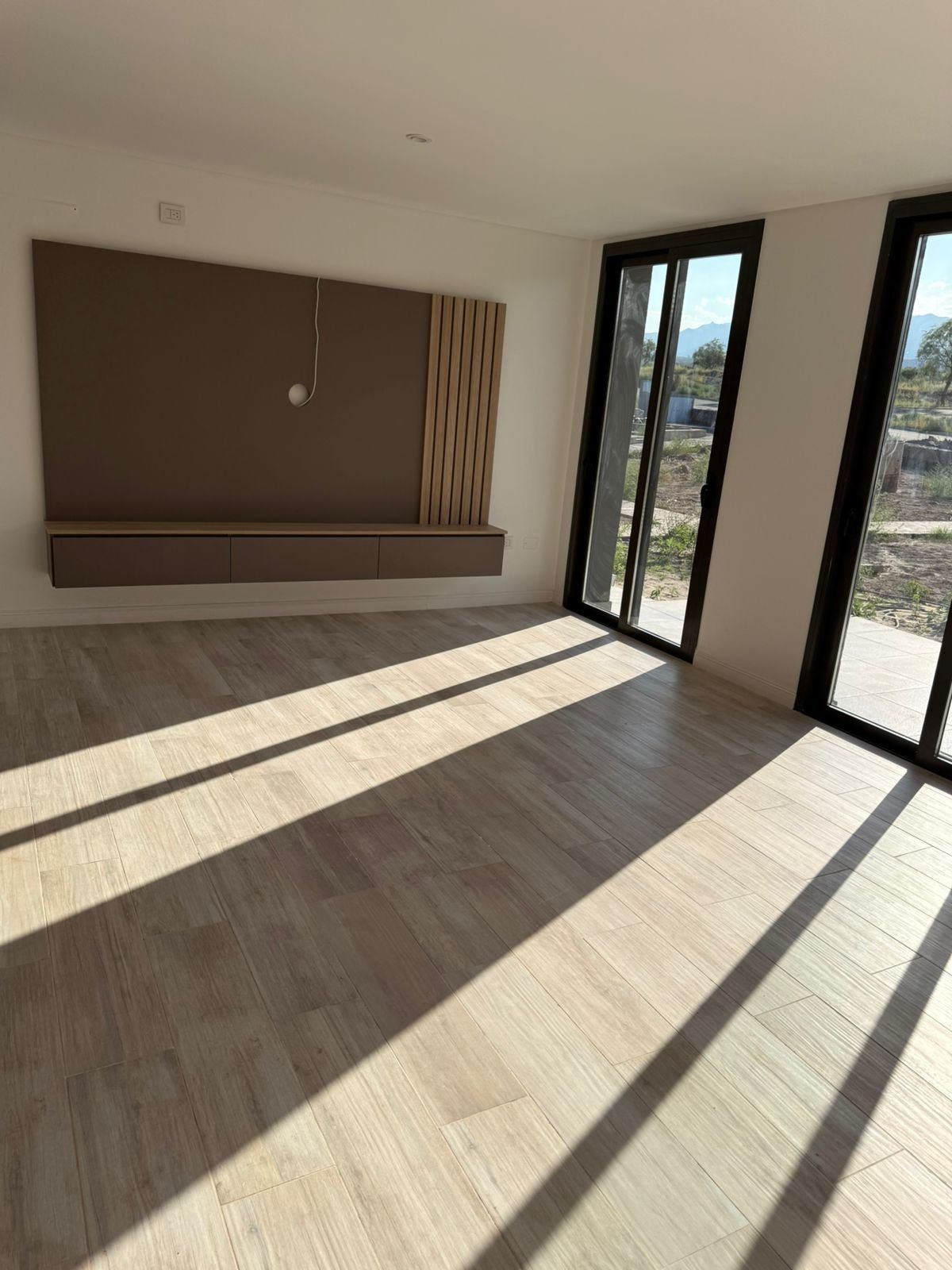 Dúplex a estrenar 3 dormitorios con suite en planta baja en Dalvian - foto 4