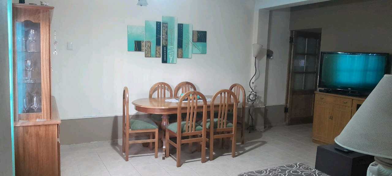 VENTA DE CASA CONFORTABLE CON QUINCHO Y PILETA, RIVADAVIA (CENTRO) - foto 3