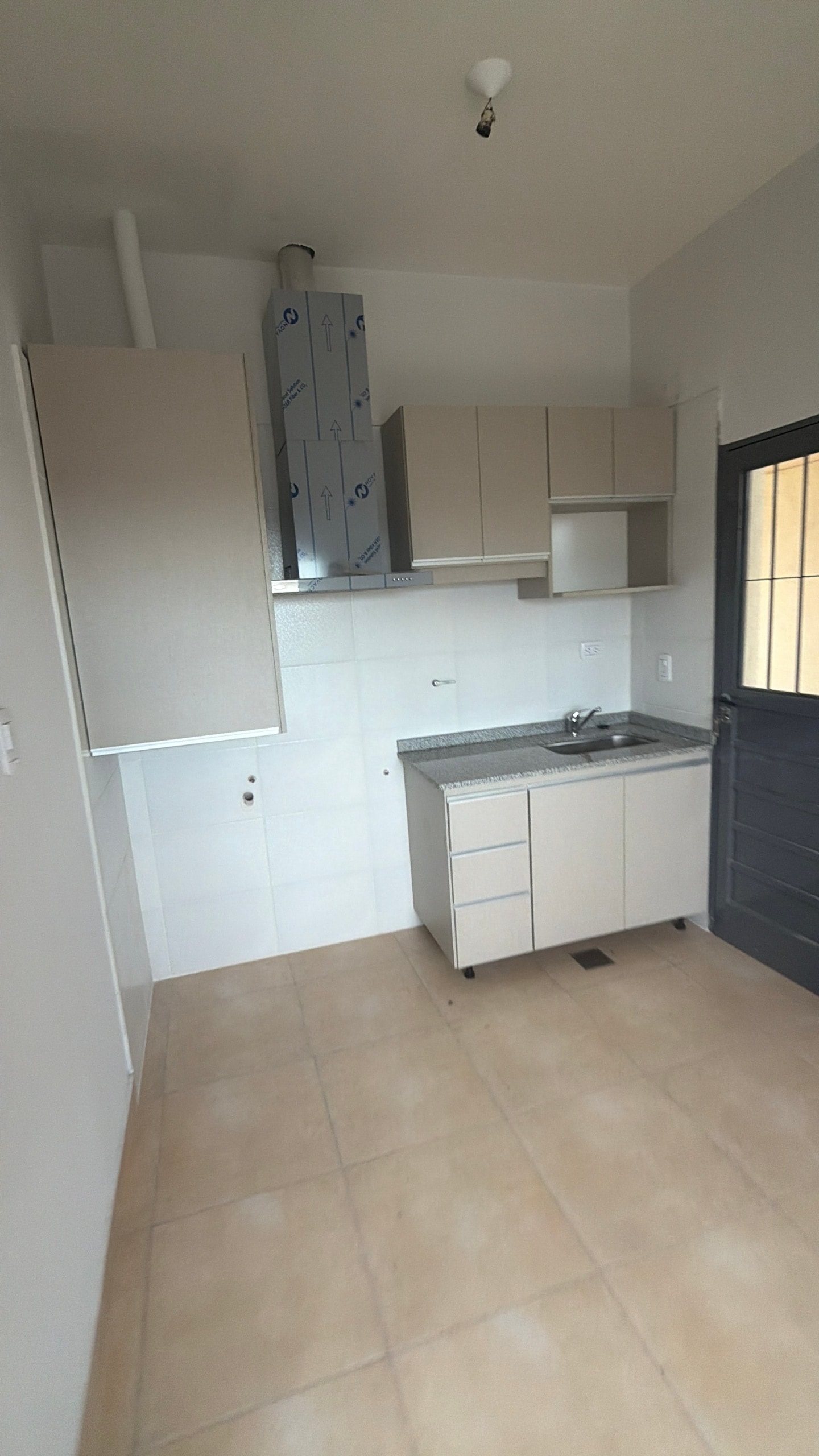 Casa en venta c/ cochera en Rodeo de la Cruz - foto 3