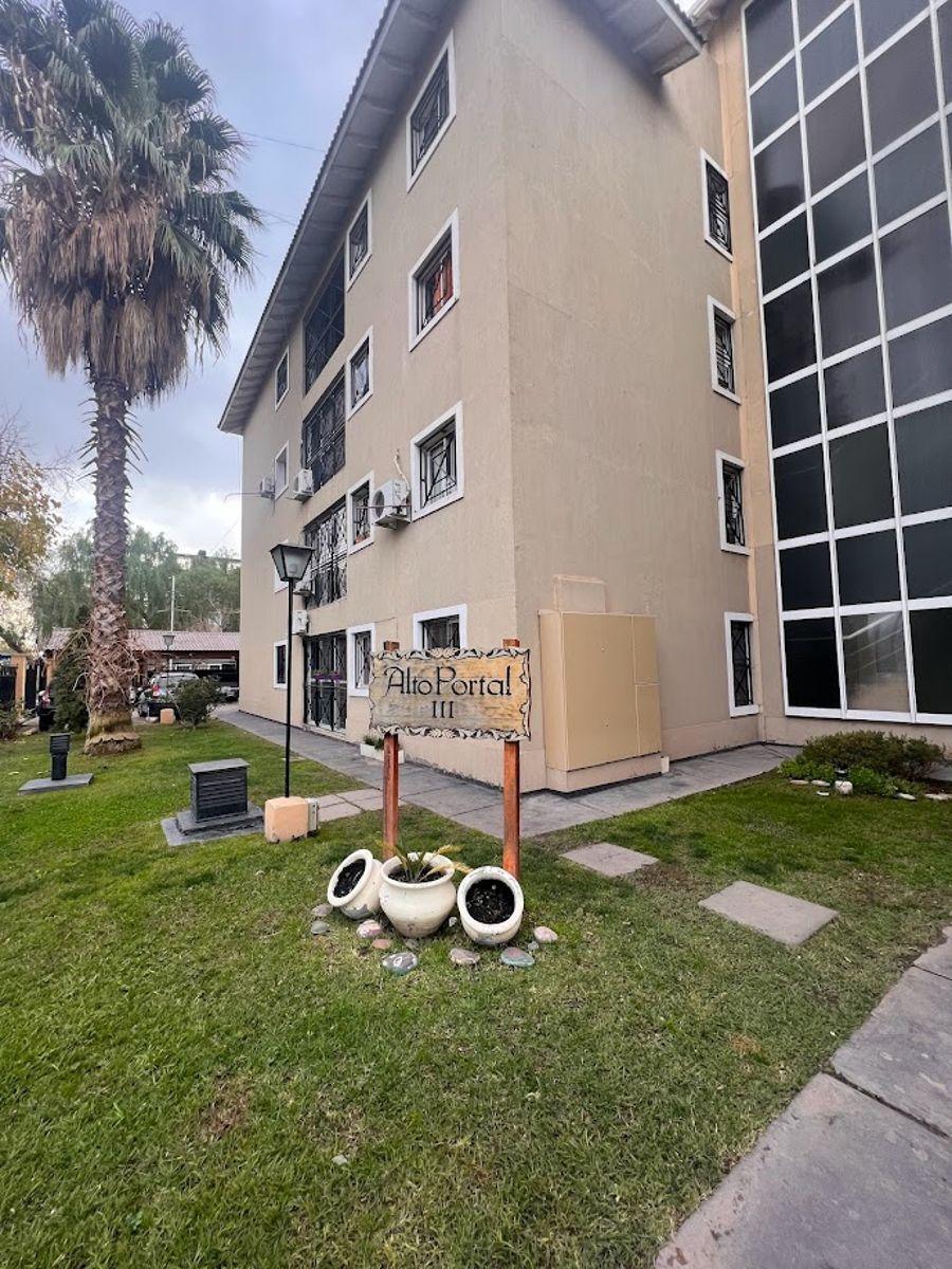 Departamento en alquiler c/ cochera en Las Heras - foto 1