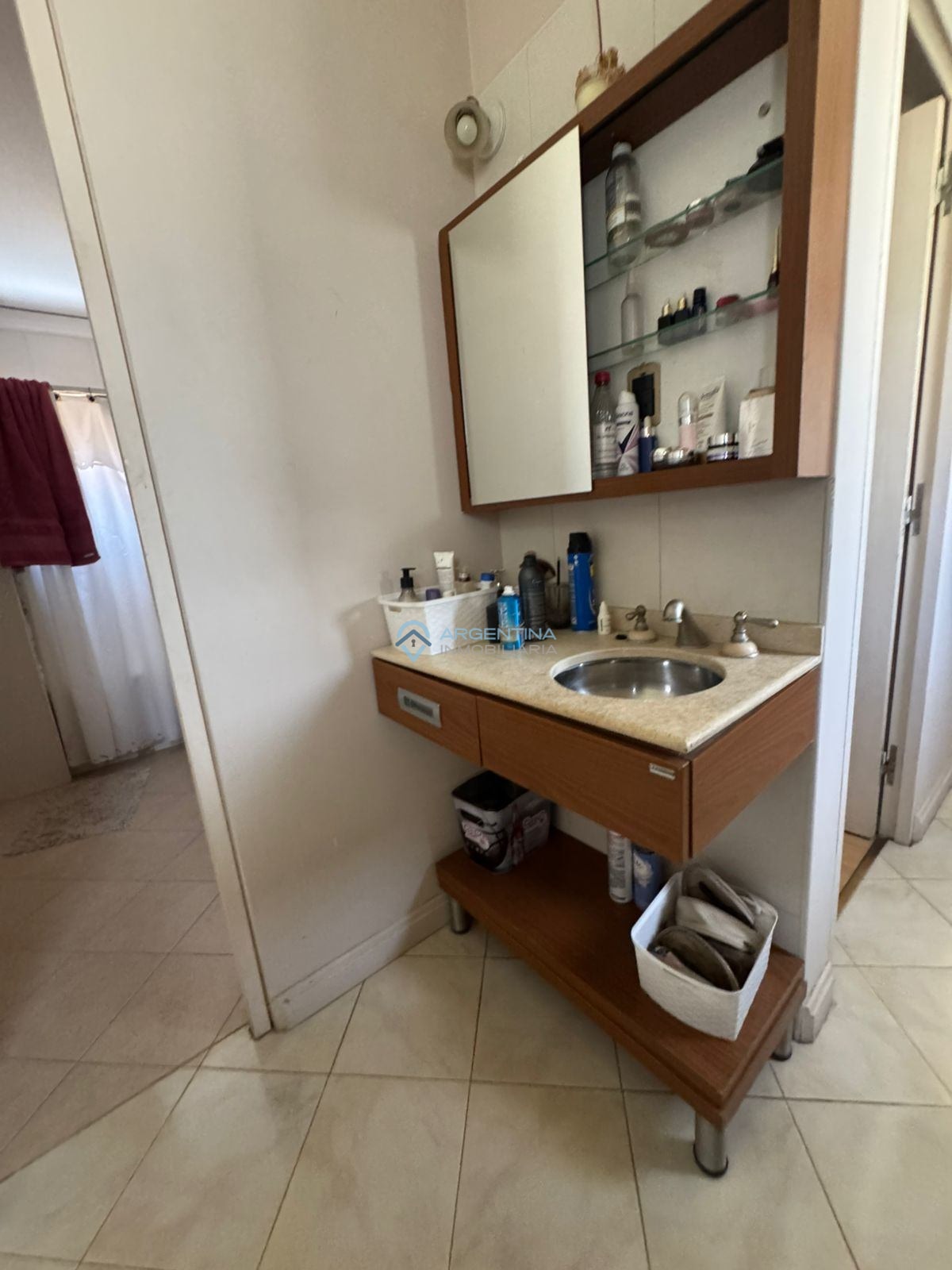 Casa en venta c/ cochera en San Rafael - foto 4
