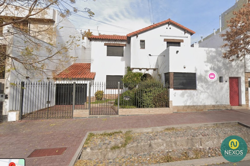 Magnífica Casa en Espejo y Av. Belgrano | Apta desarrollo inmobiliario - foto 2