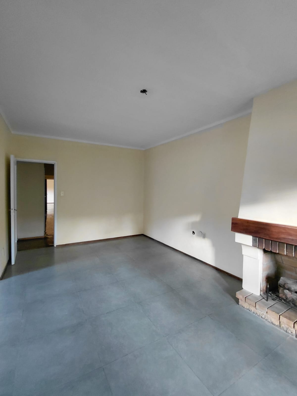 INKASA INMOBILIARIA - VENDE CASA EN BARRIO BOMBAL - GODOY CRUZ - foto 4