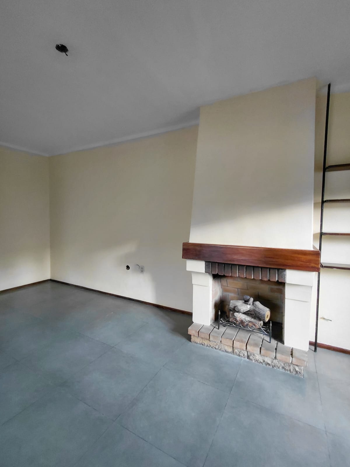 INKASA INMOBILIARIA - VENDE CASA EN BARRIO BOMBAL - GODOY CRUZ - foto 3