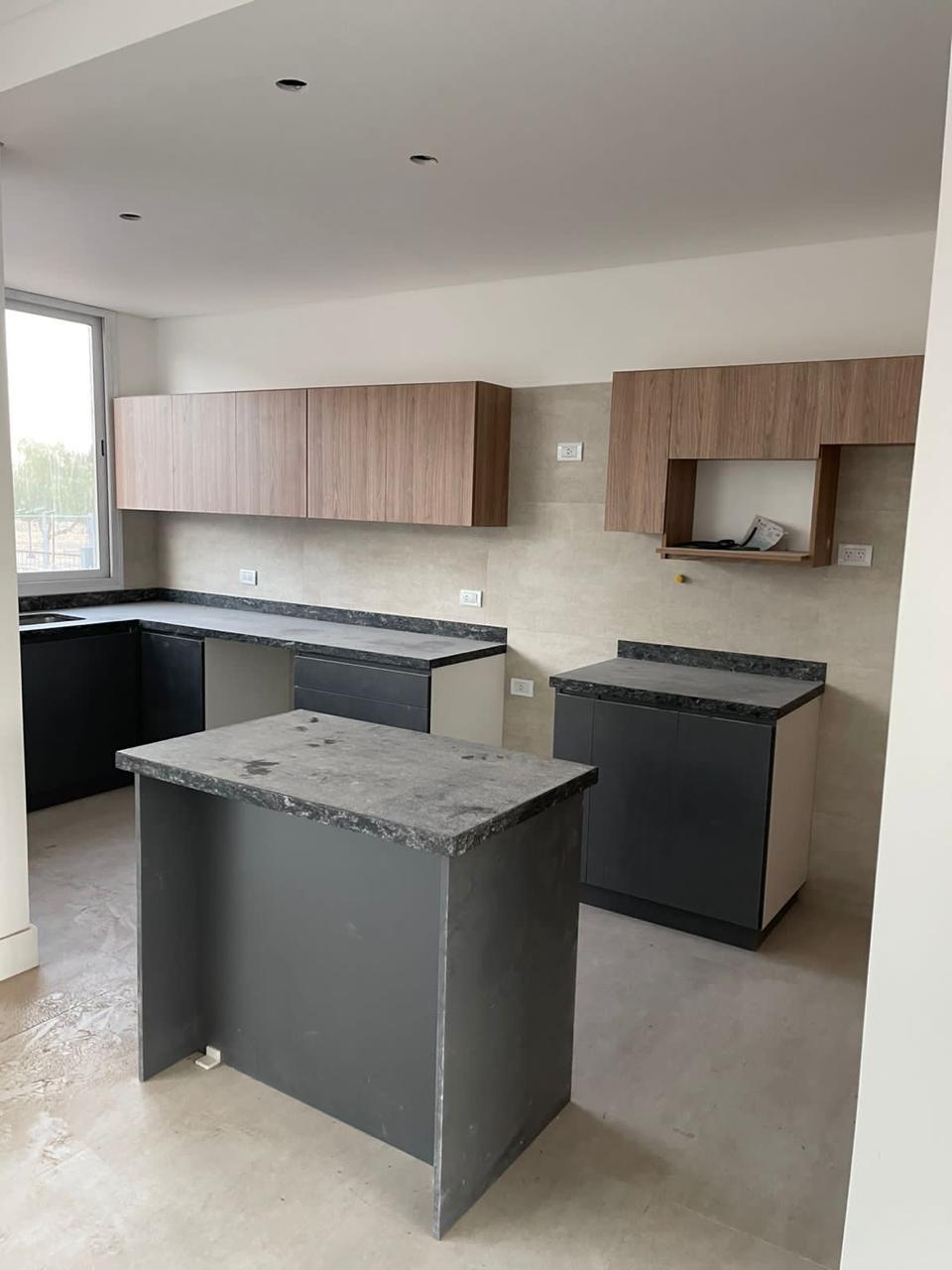 Dúplex 3 Dormitorios con Terreno Propio de 250 m² en Barrio Dalvian - foto 5