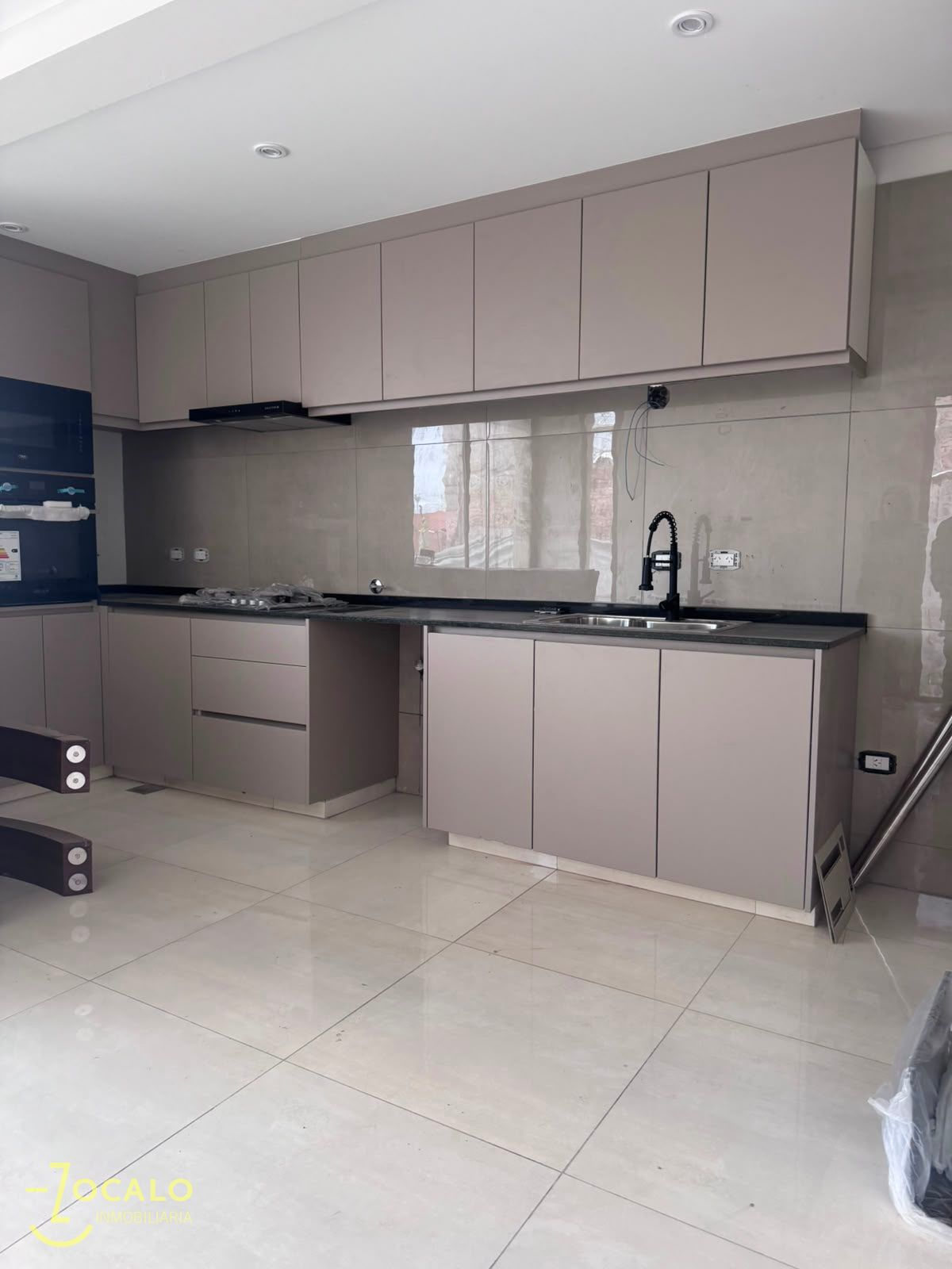 Casa en venta a Estrenar en Lunlunta - foto 3