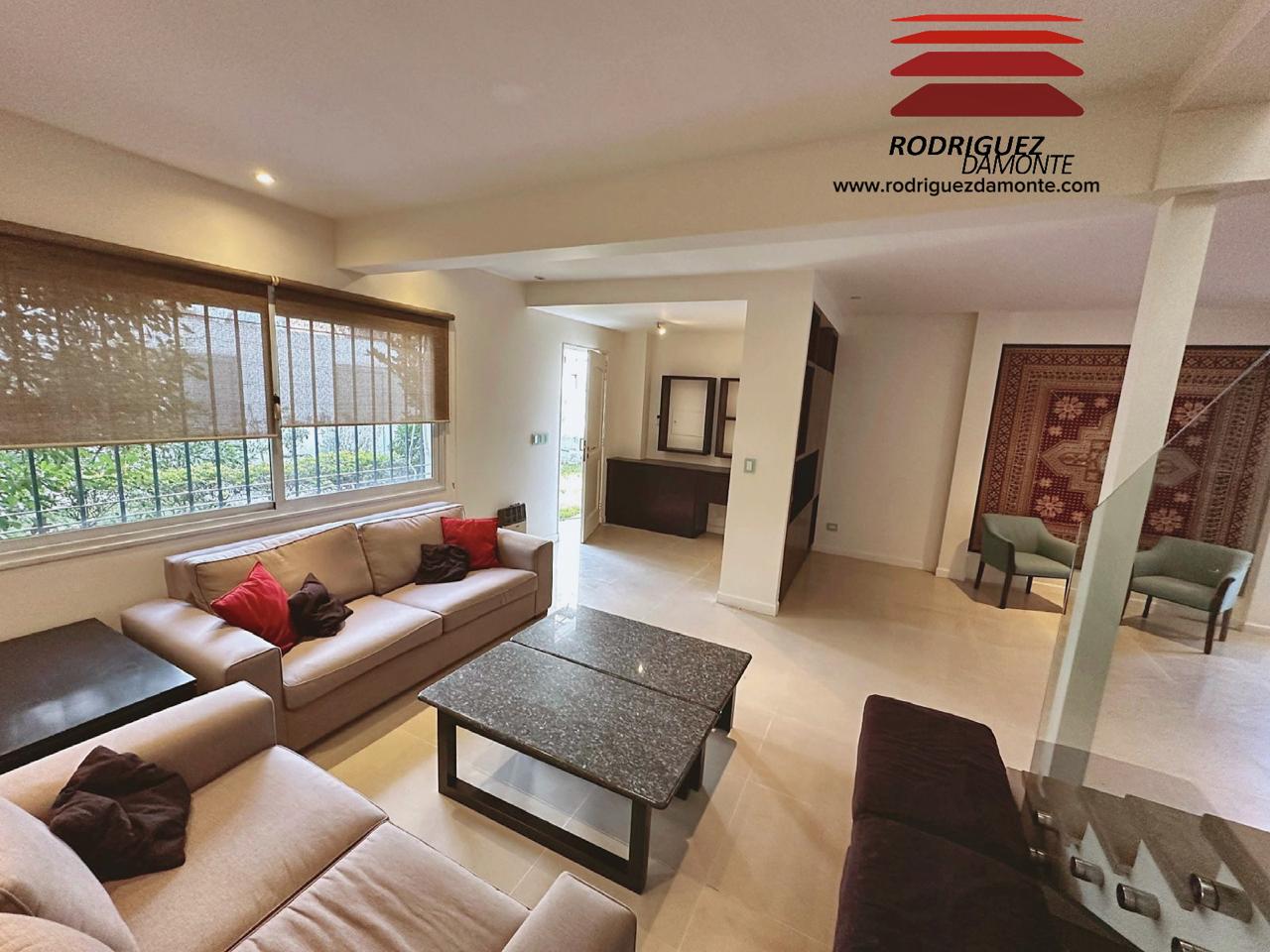 Venta Casa Premium en Alto Dorrego 3 Plantas y 3 Suites - foto 3