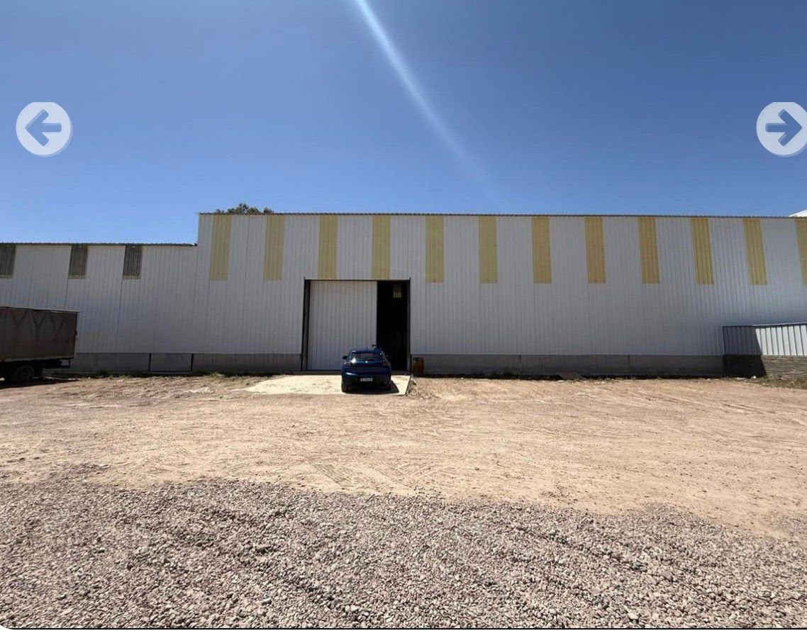 Galpón en venta de 3200m2 ubicado en El Plumerillo - foto 3