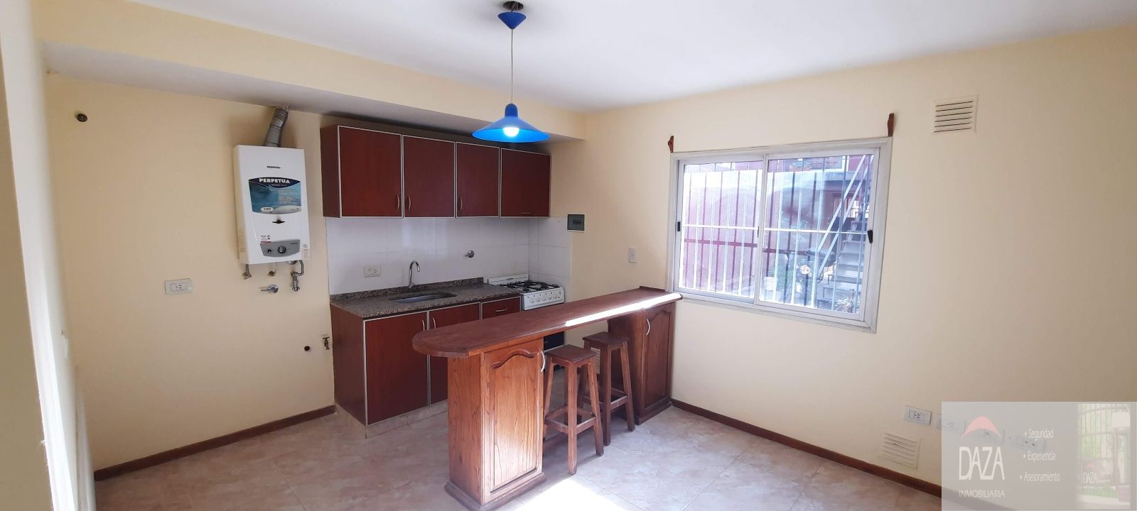 Departamento en venta c/ cochera en Villa Nueva - foto 5