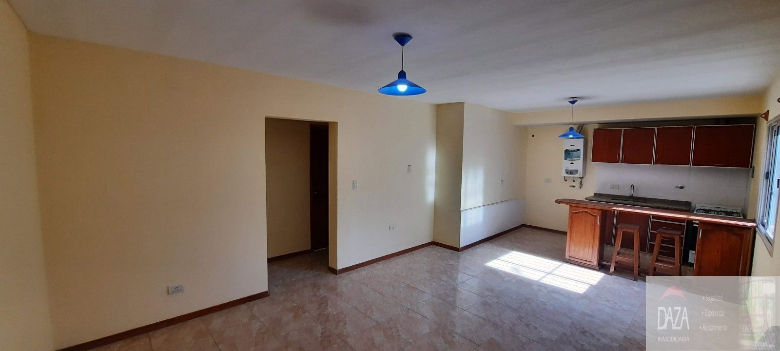 Departamento en venta c/ cochera en Villa Nueva - foto 4