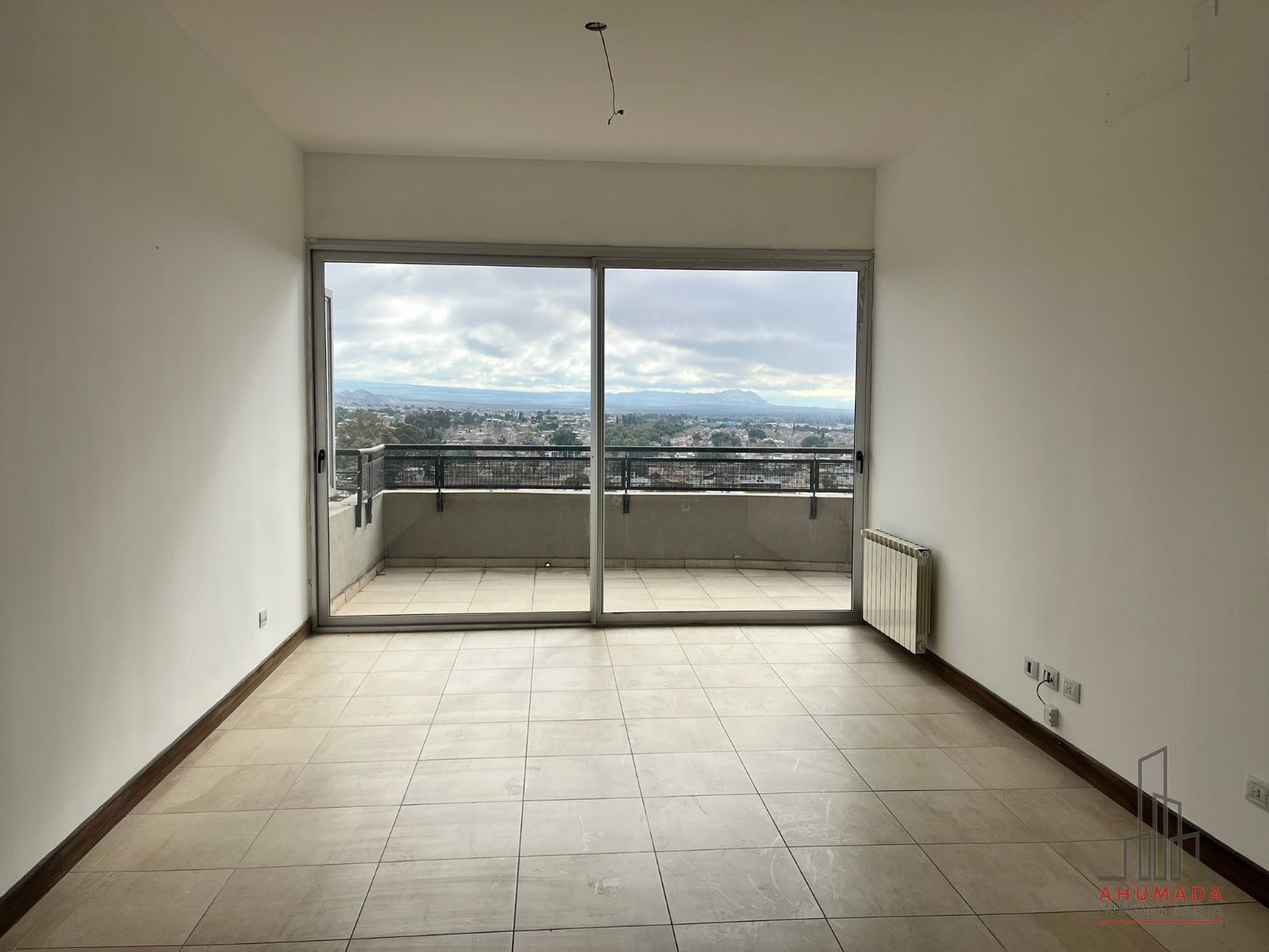 Departamento en venta de 2 dormitorios en Torres Karakorum - Sexta sección - foto 3