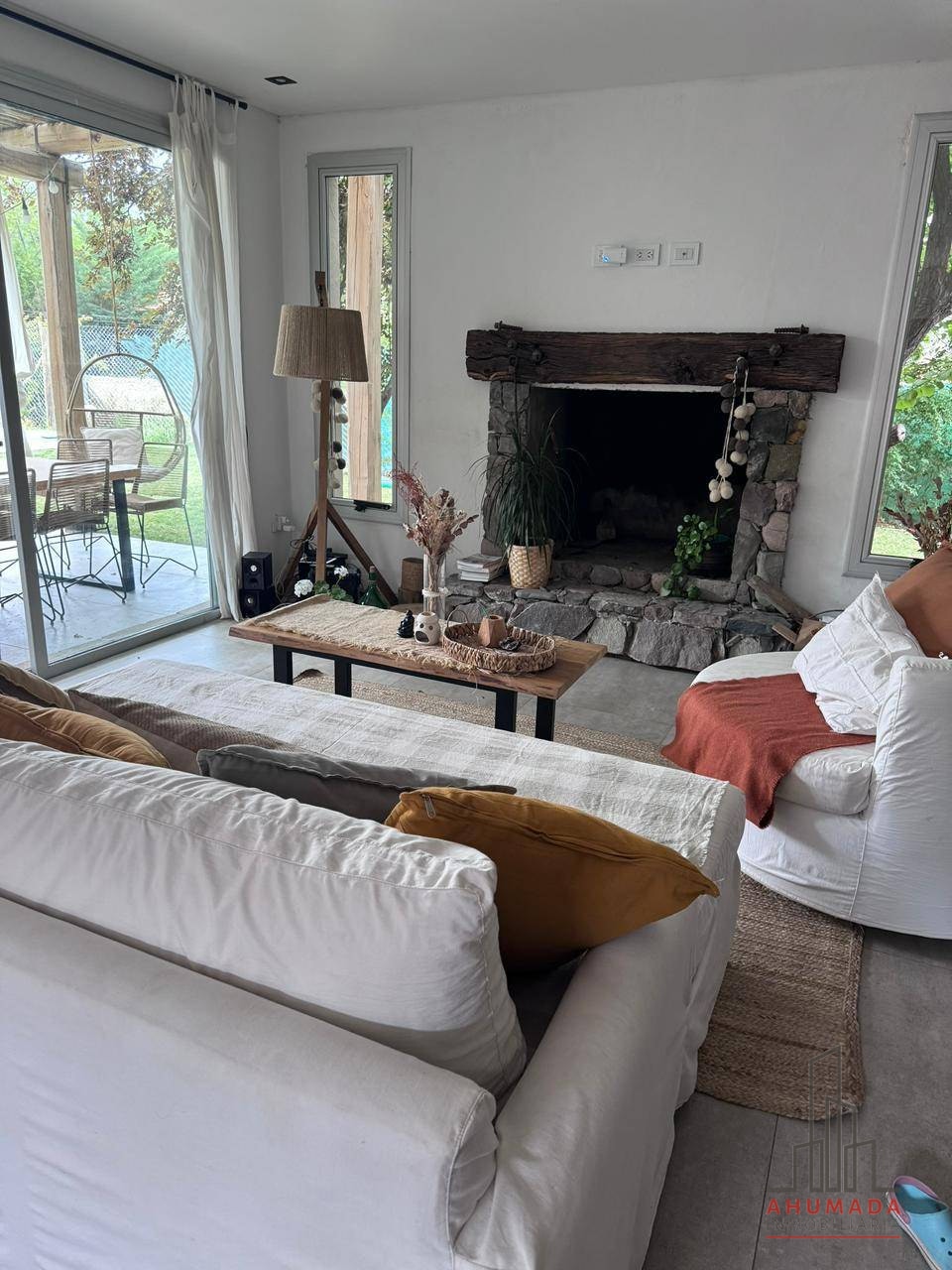 Casa en venta c/ cochera en Luján de Cuyo - foto 1