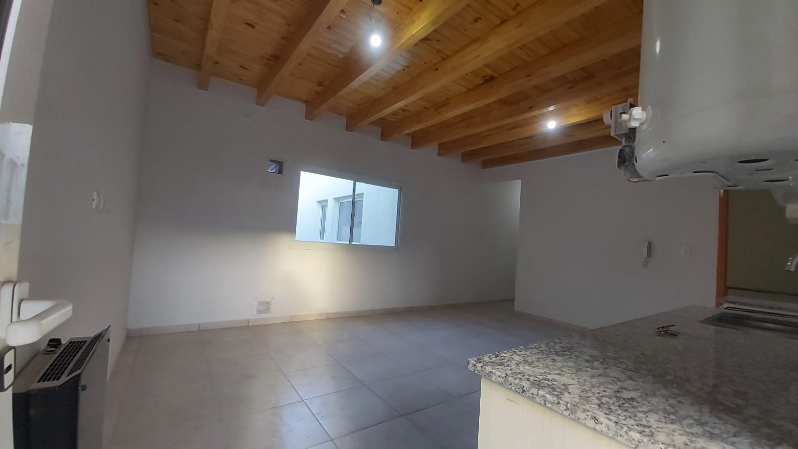 VENDO· DEPTO PRIMER PISO · 2 DORM · GUAYMALLEN · R. VENETO · - foto 3