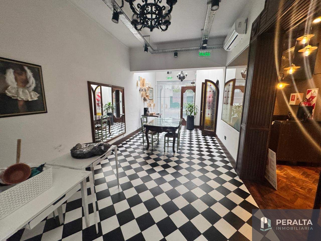 Local comercial en venta ubicado en Godoy Cruz - foto 4