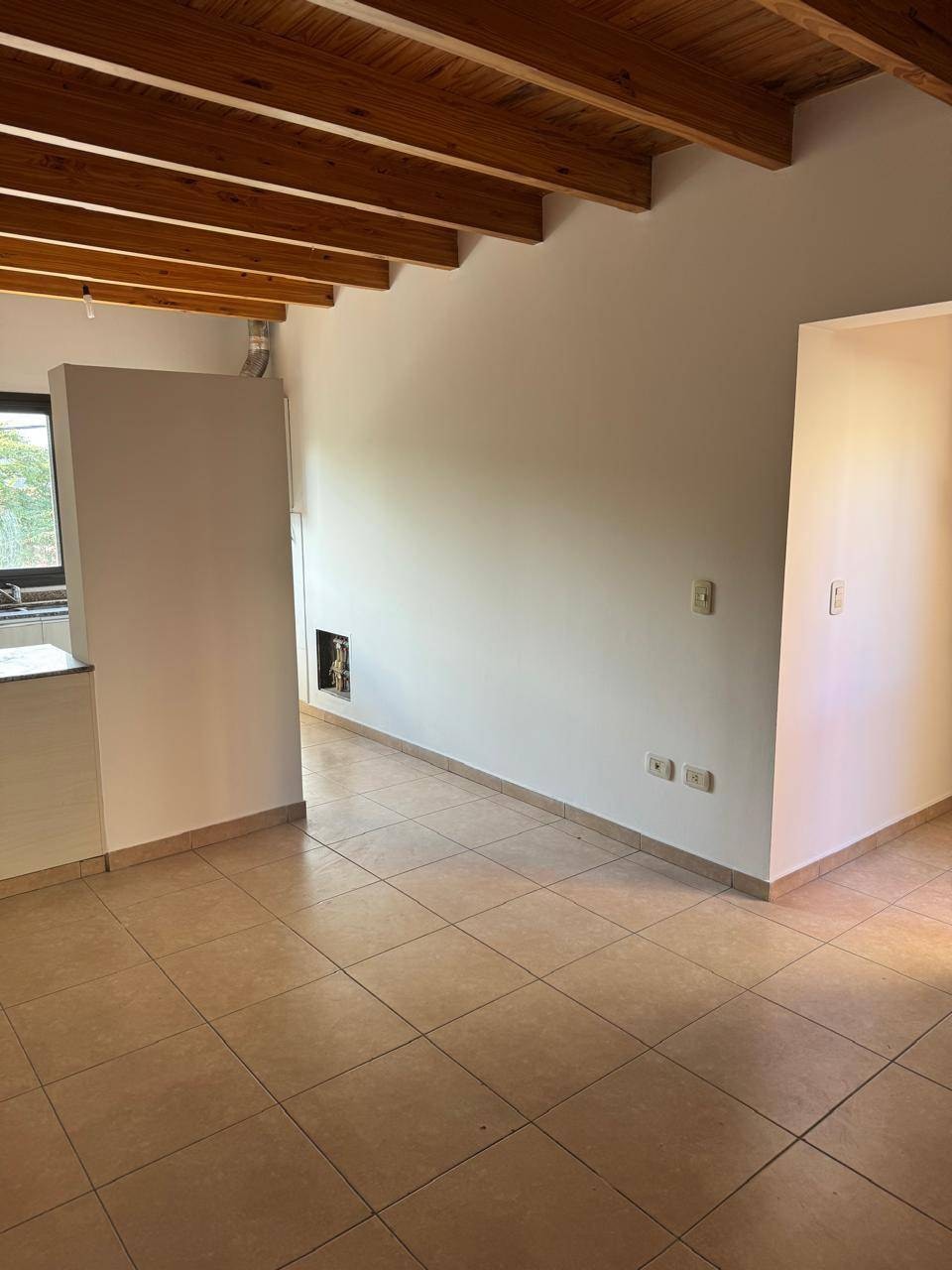 Departamento en venta c/ cochera en Villa Nueva - foto 2