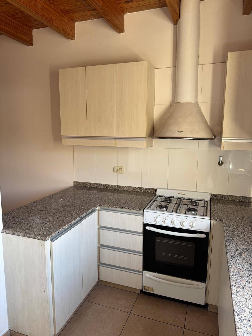 Departamento en venta c/ cochera en Villa Nueva - foto 5