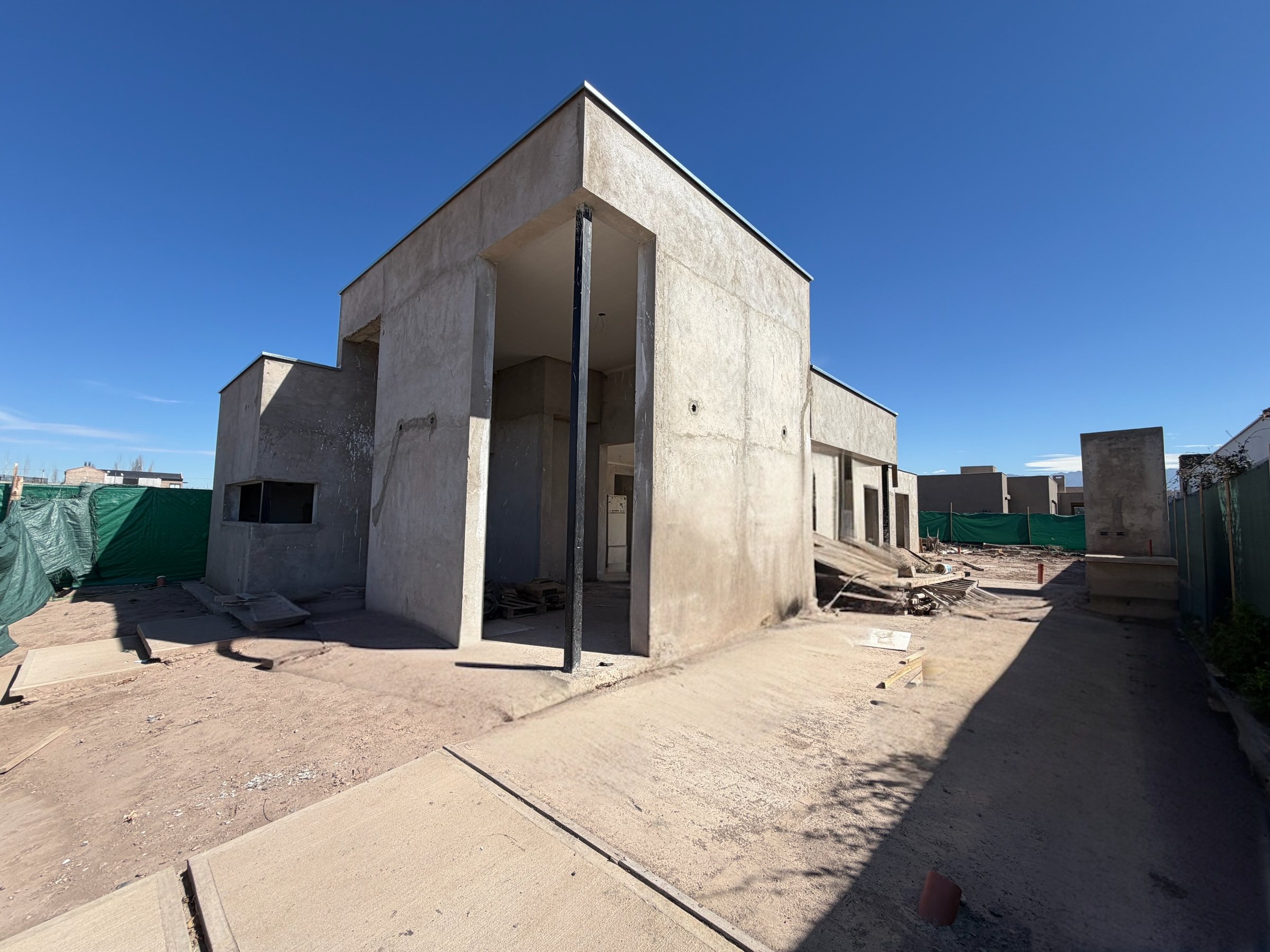 Venta casa en obra gruesa en lujan de cuyo con amenities - foto 3