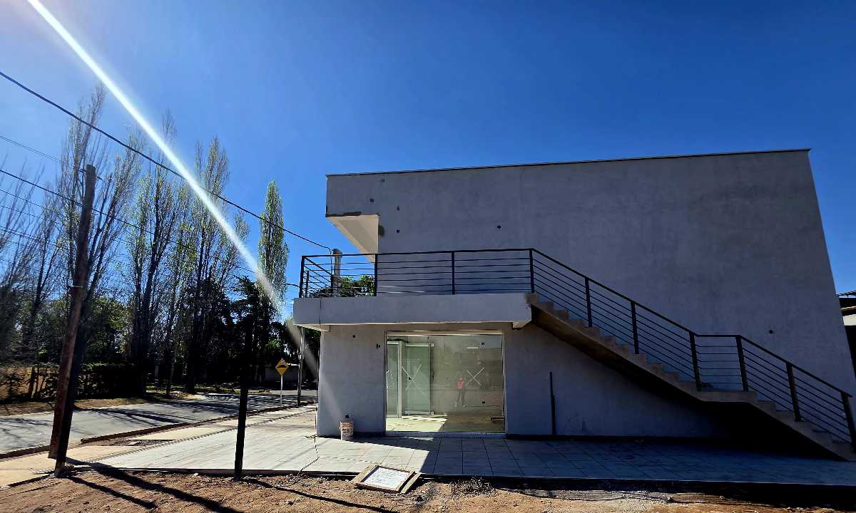 VENTA OFICINA EN CHACRAS DE CORIA· MENDOZA - foto 4