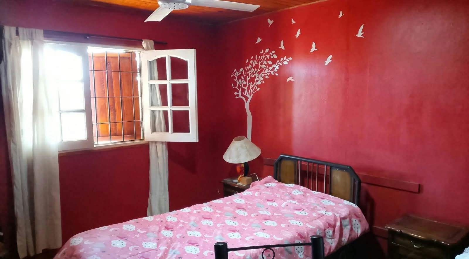 CASA EN VENTA, 1700M2 , 3 habitaciones, cocheras-Todos los servicios- El Cerrito - foto 4