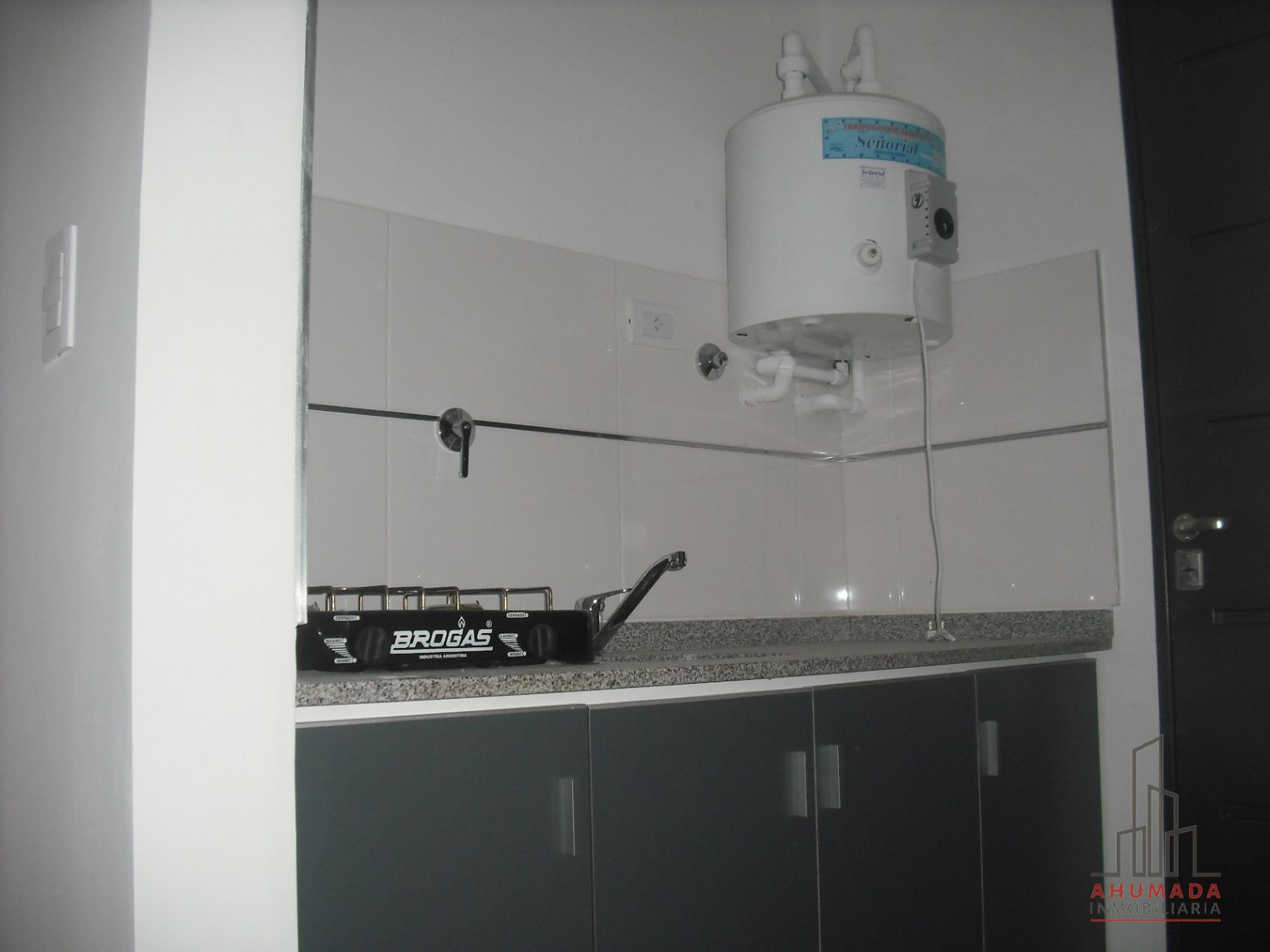 Local comercial en venta ubicado en Godoy Cruz - foto 4