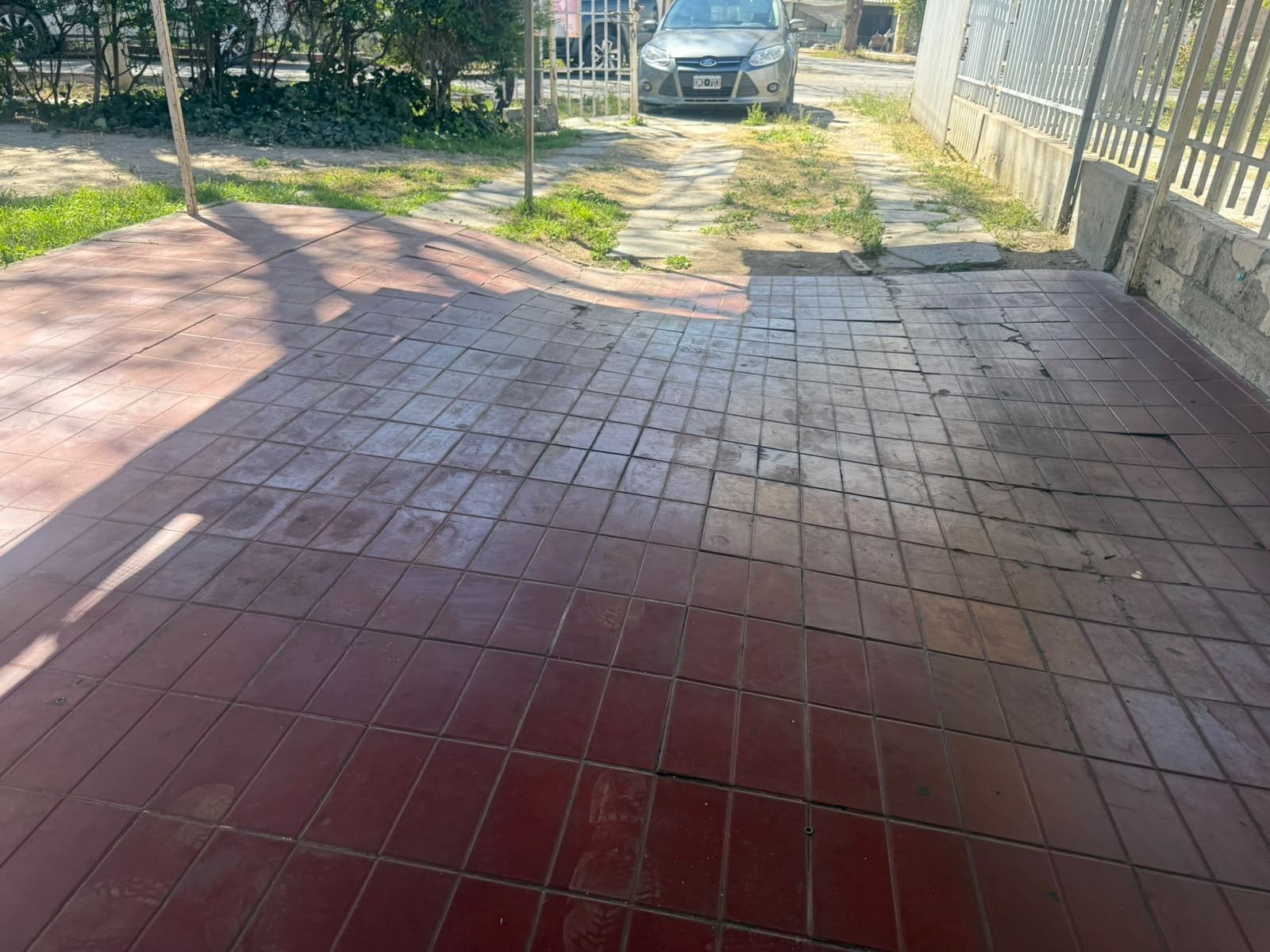 Casa en venta c/ cochera en San Martín - foto 4