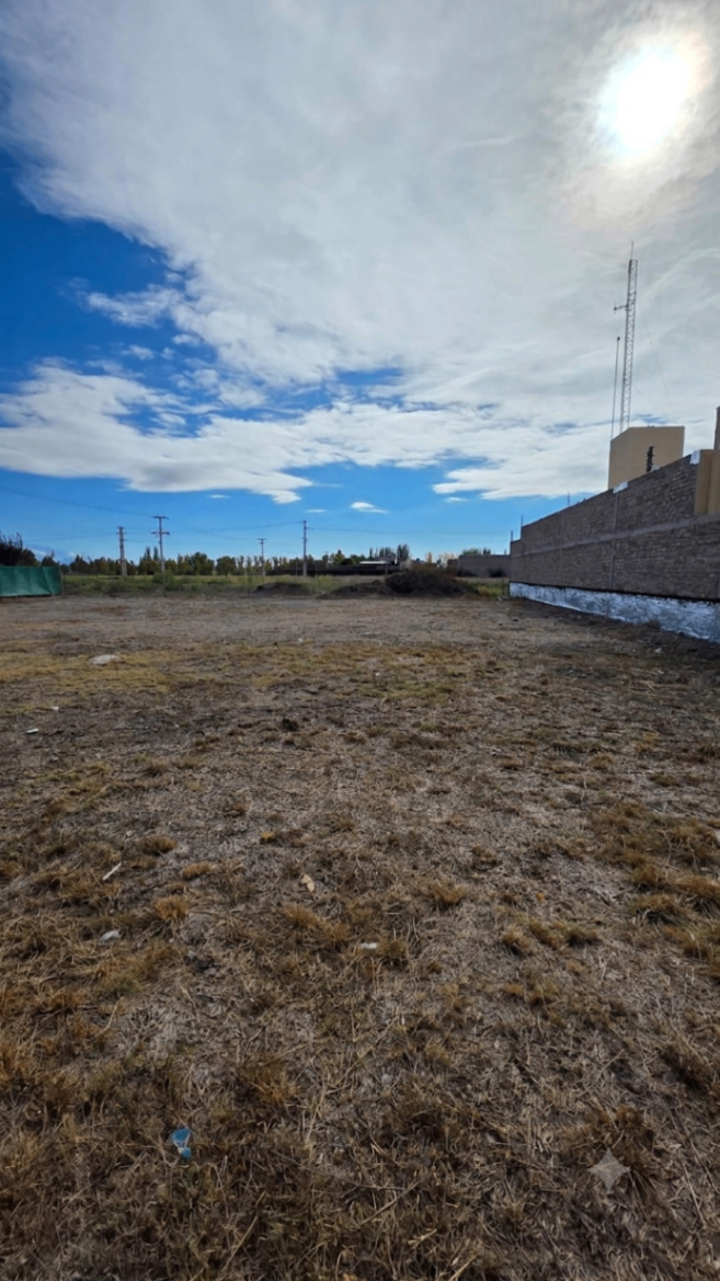 Terreno / Lote en venta de 334.91m2 ubicado en Lindos Pagos - foto 2