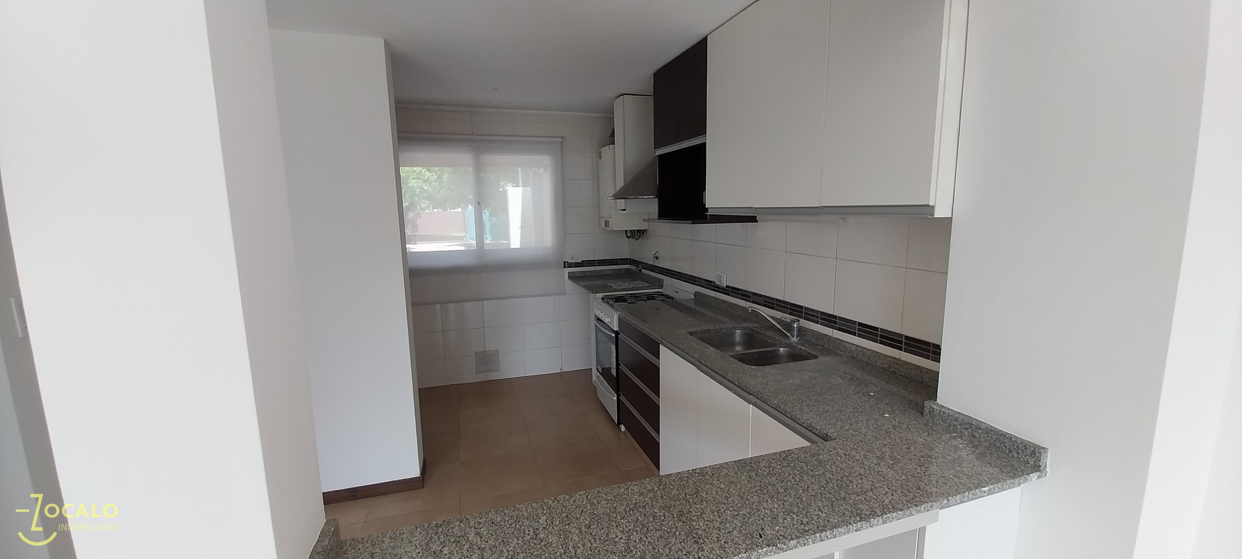 Dúplex en venta c/ cochera en Carrodilla - foto 3