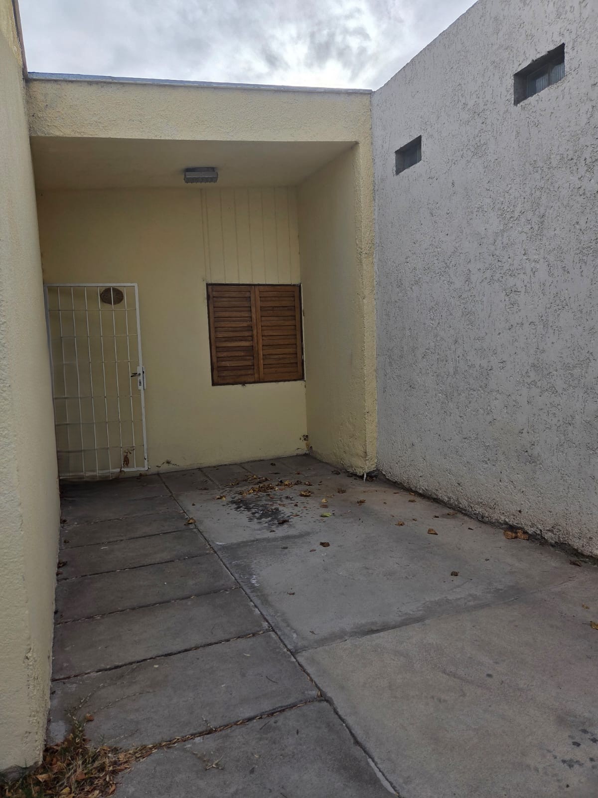 Casa en venta c/ cochera en San Rafael - foto 3