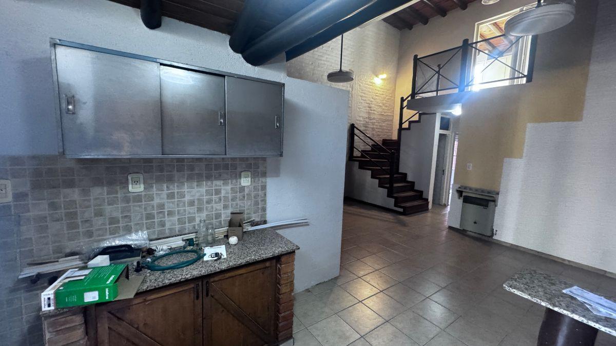 Dúplex en venta c/ cochera en Villa Nueva - foto 5