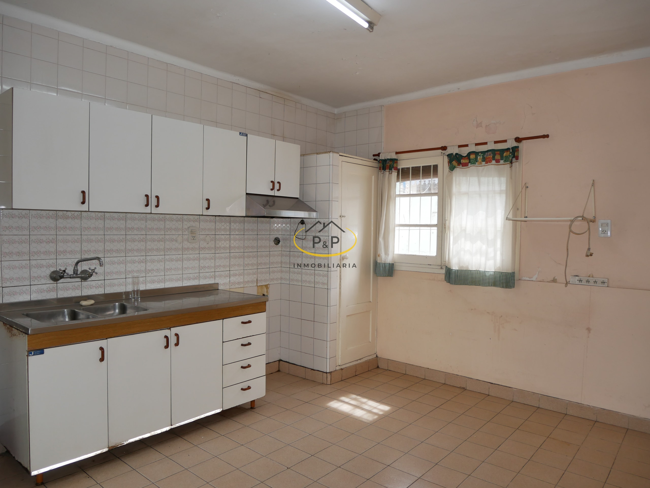 Casa sobre Avenida Mitre - foto 4