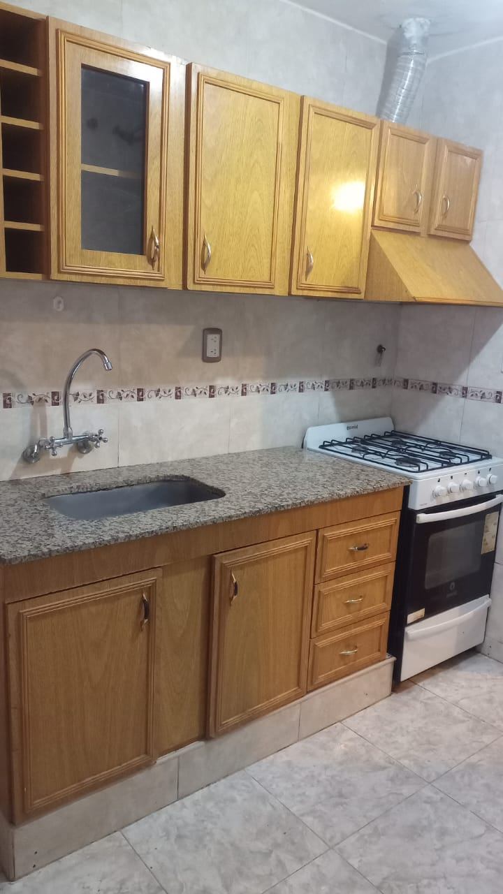 Casa en venta c/ cochera en Rodeo de la Cruz - foto 3