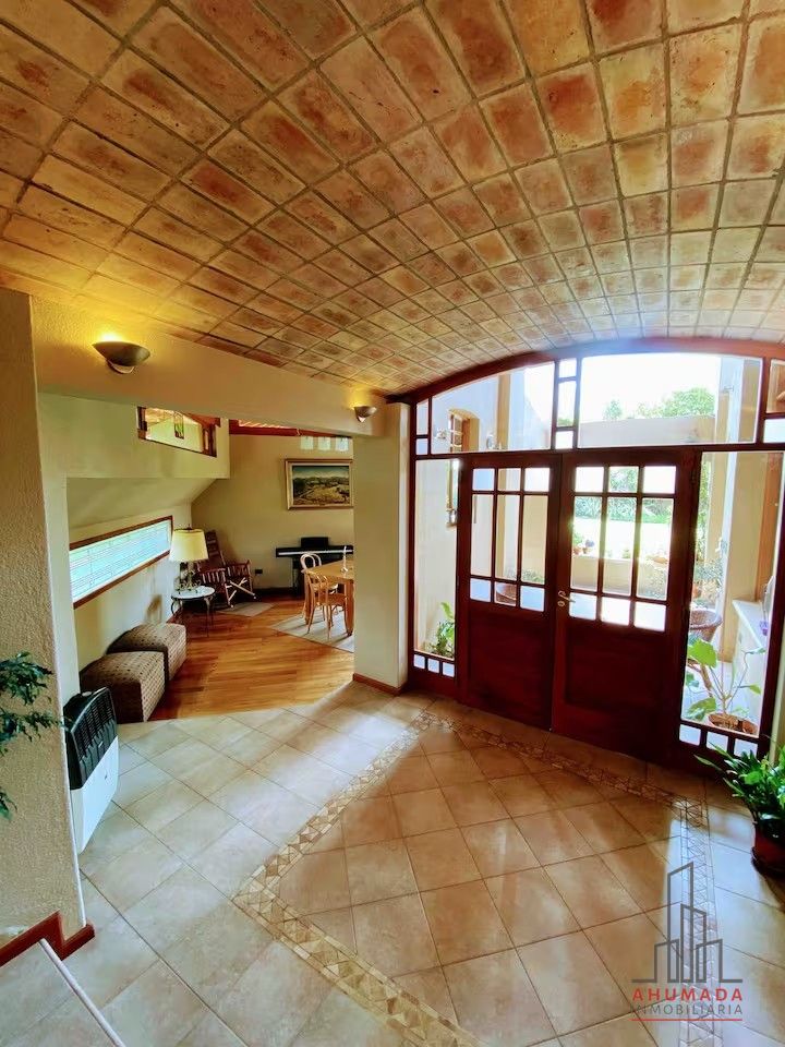 Casa en venta en Chacras de Coria - foto 2