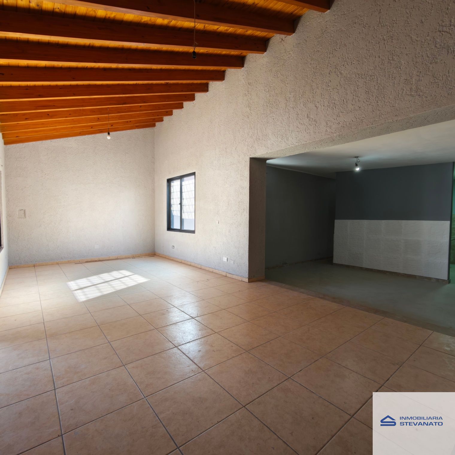 Casa en venta c/ cochera en Luzuriaga - foto 3