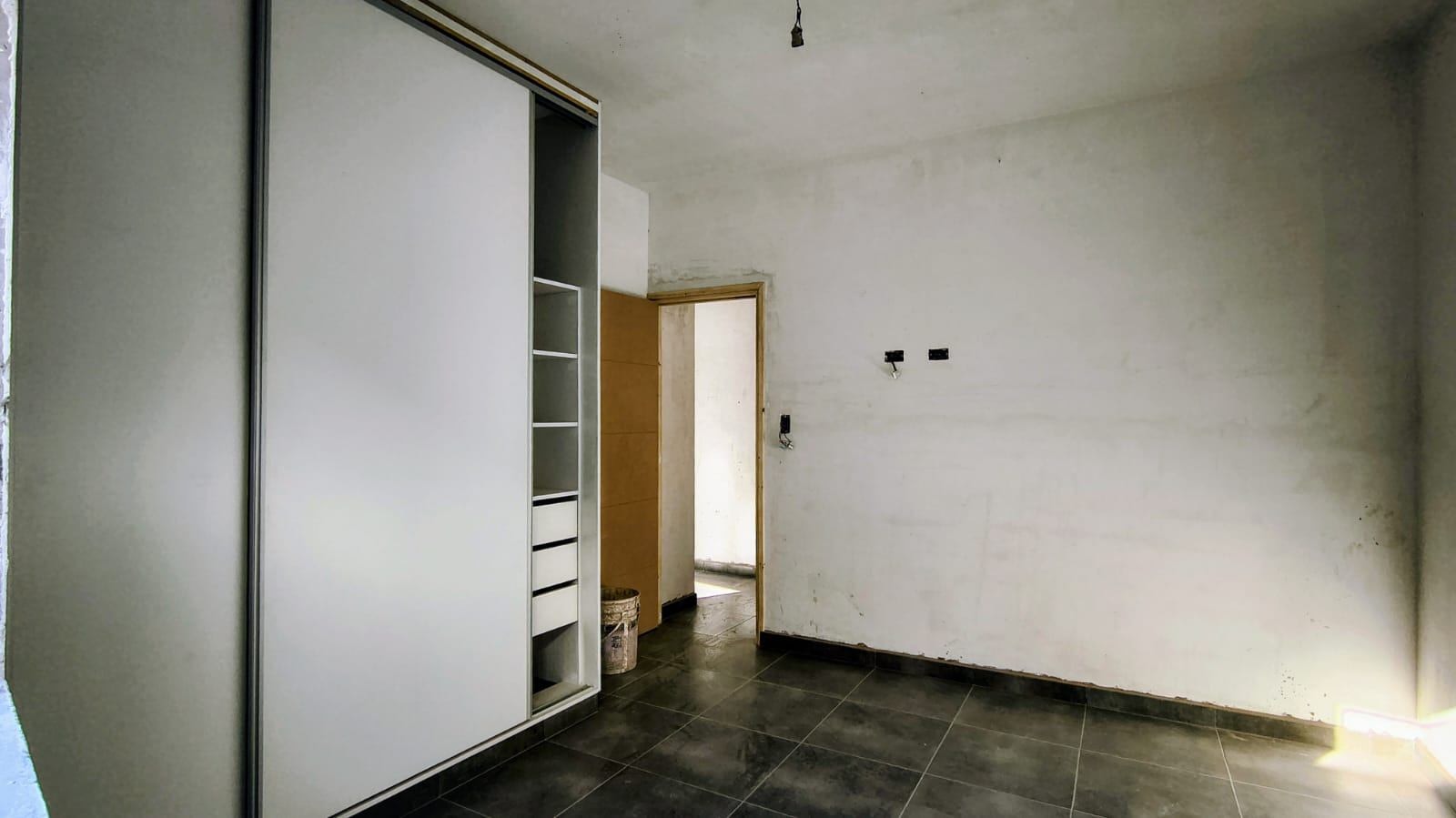 Departamento en venta c/ cochera en Godoy Cruz - foto 2
