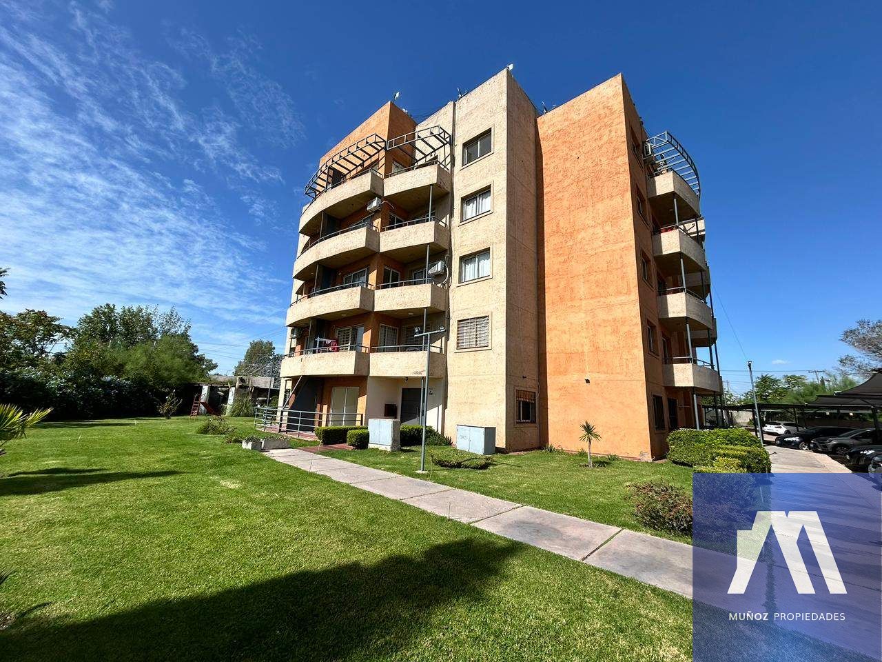 Departamento en venta c/ cochera en Le Parc - foto 2