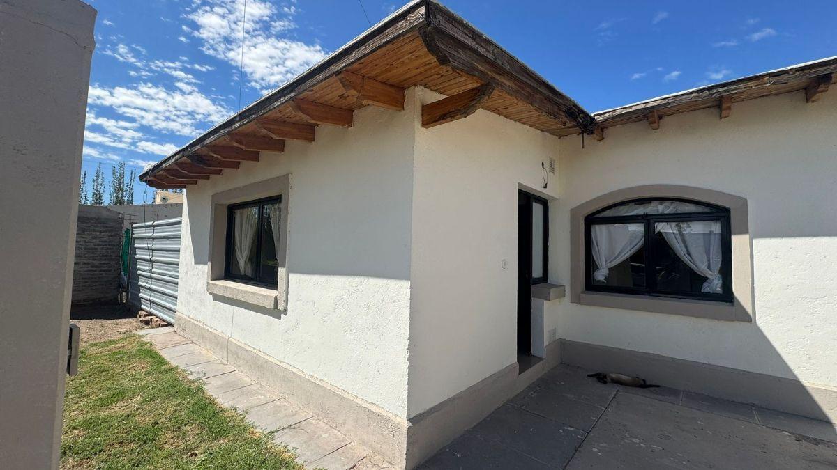 Casa en venta en Los Corralitos - foto 1