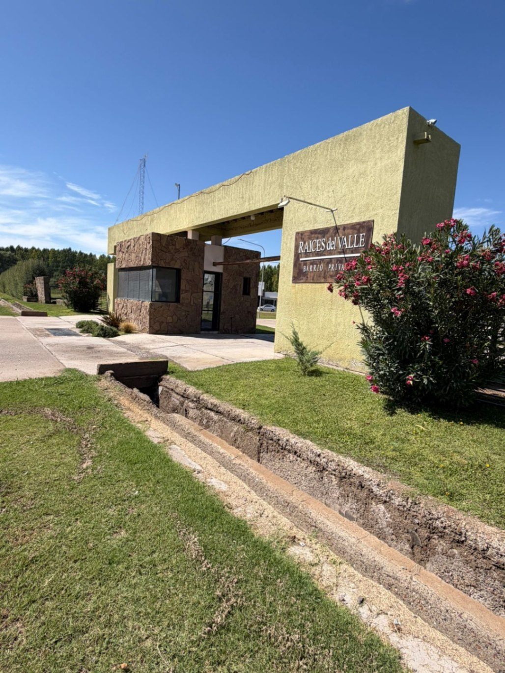 Terreno / Lote en venta de 529.56m2 ubicado en Raices del Valle - foto 2