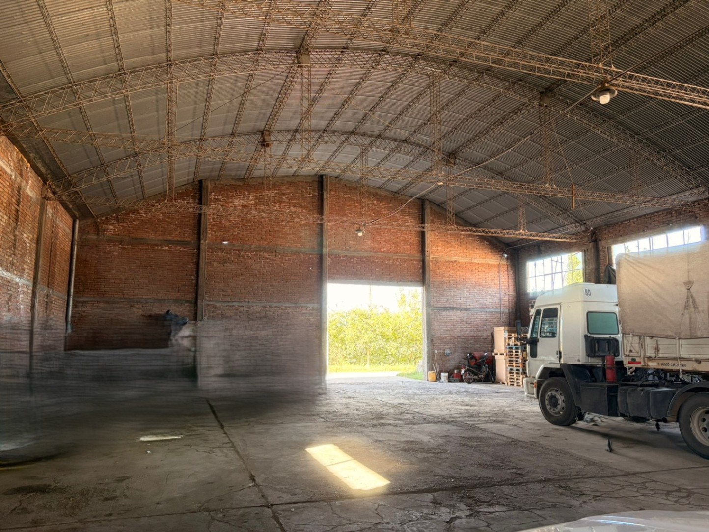 Galpón en venta de 639m2 ubicado en Cuadro Nacional - foto 1