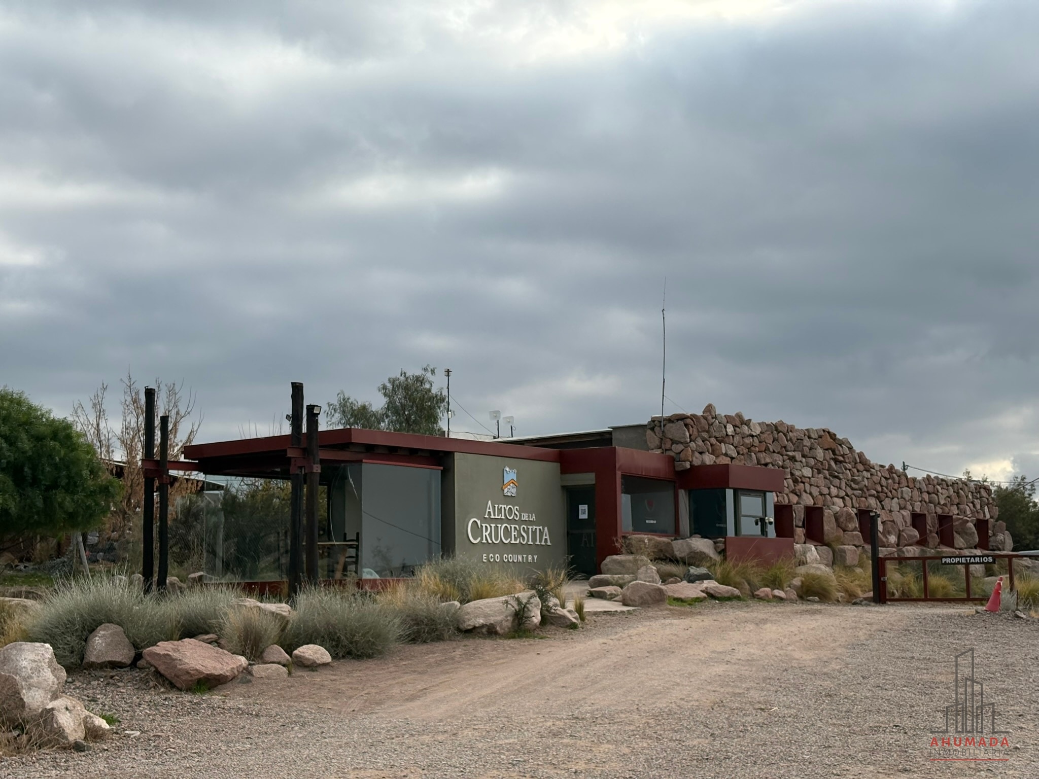 Lote en venta de 1860 m2 en Las compuertas, Luján de Cuyo - foto 1