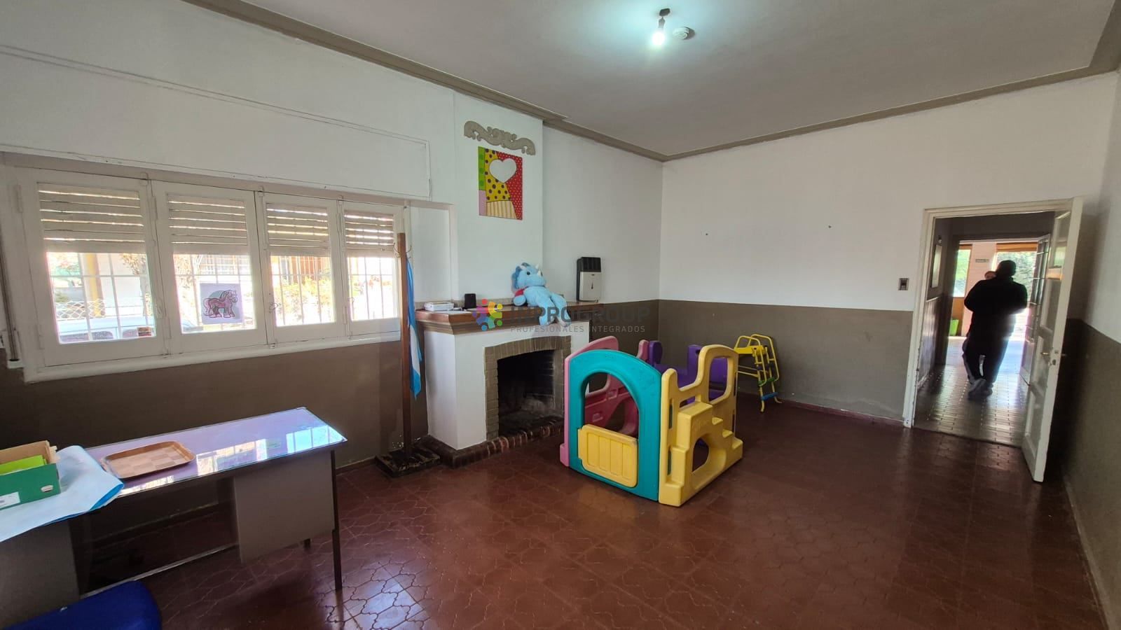 Casa con amplio terreno - Carrodilla - foto 3