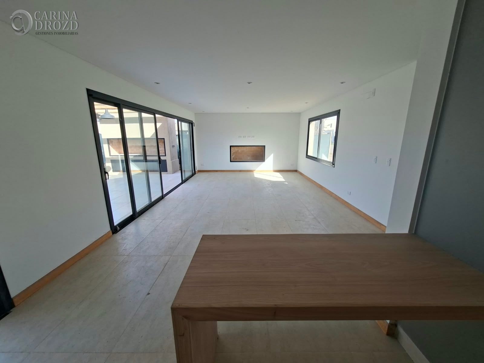 Casa en venta c/ cochera en Luján de Cuyo - foto 2
