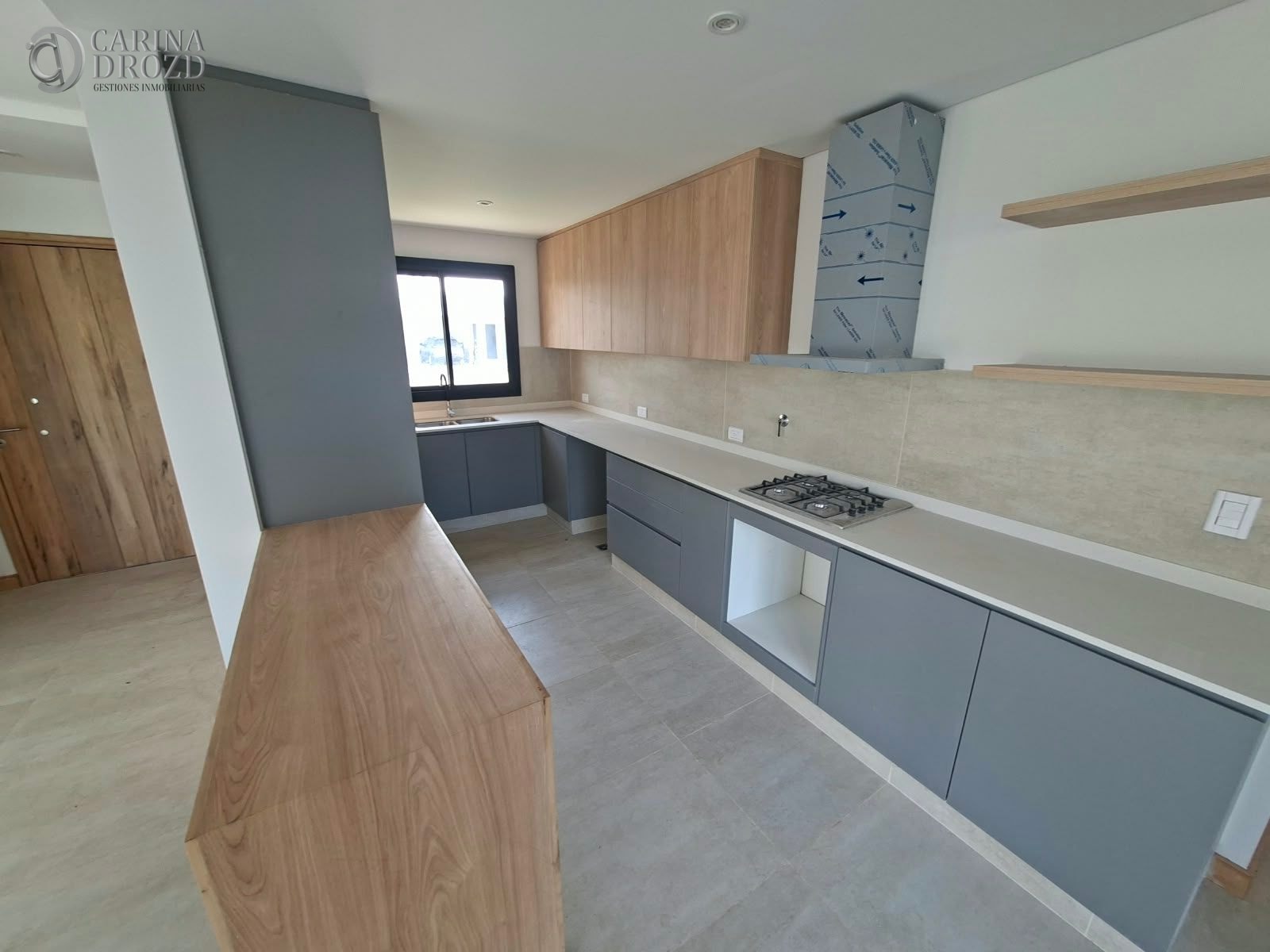 Casa en venta c/ cochera en Luján de Cuyo - foto 4