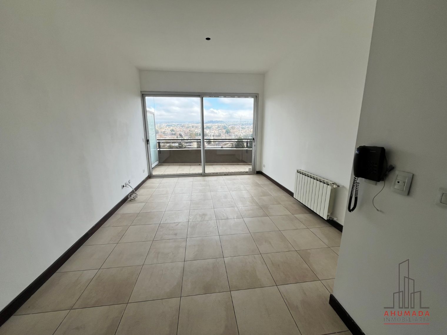 Departamento en venta de 2 dormitorios c/ cochera en 6.ª Sección Residencial Norte - foto 3
