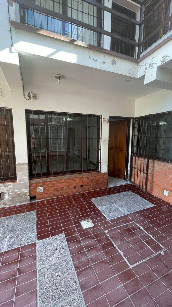Departamento en venta c/ cochera en Pedro Molina - foto 1