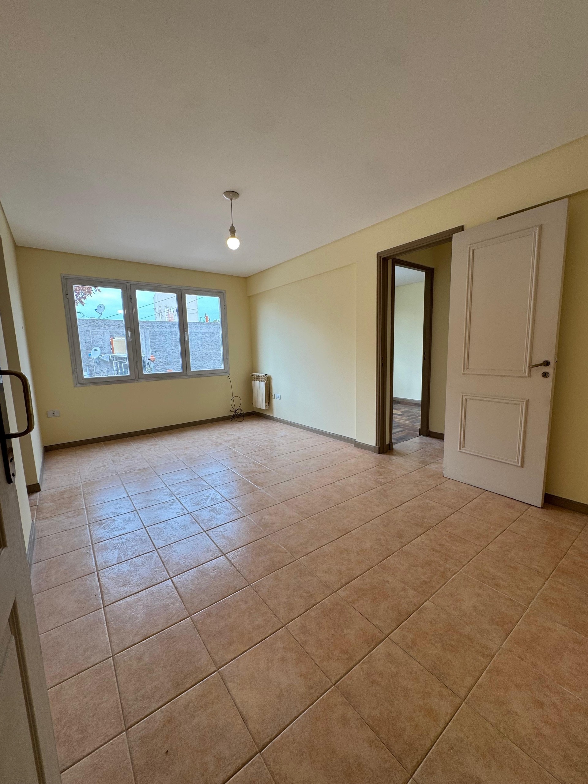 Departamento en venta c/ cochera en Godoy Cruz - foto 2