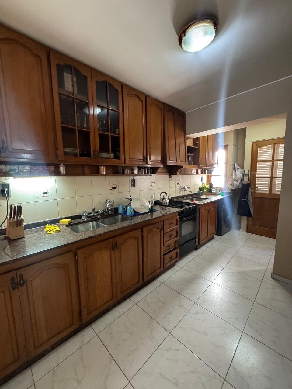 Casa en venta c/ cochera en 4.ª Sección Área Fundacional - foto 1
