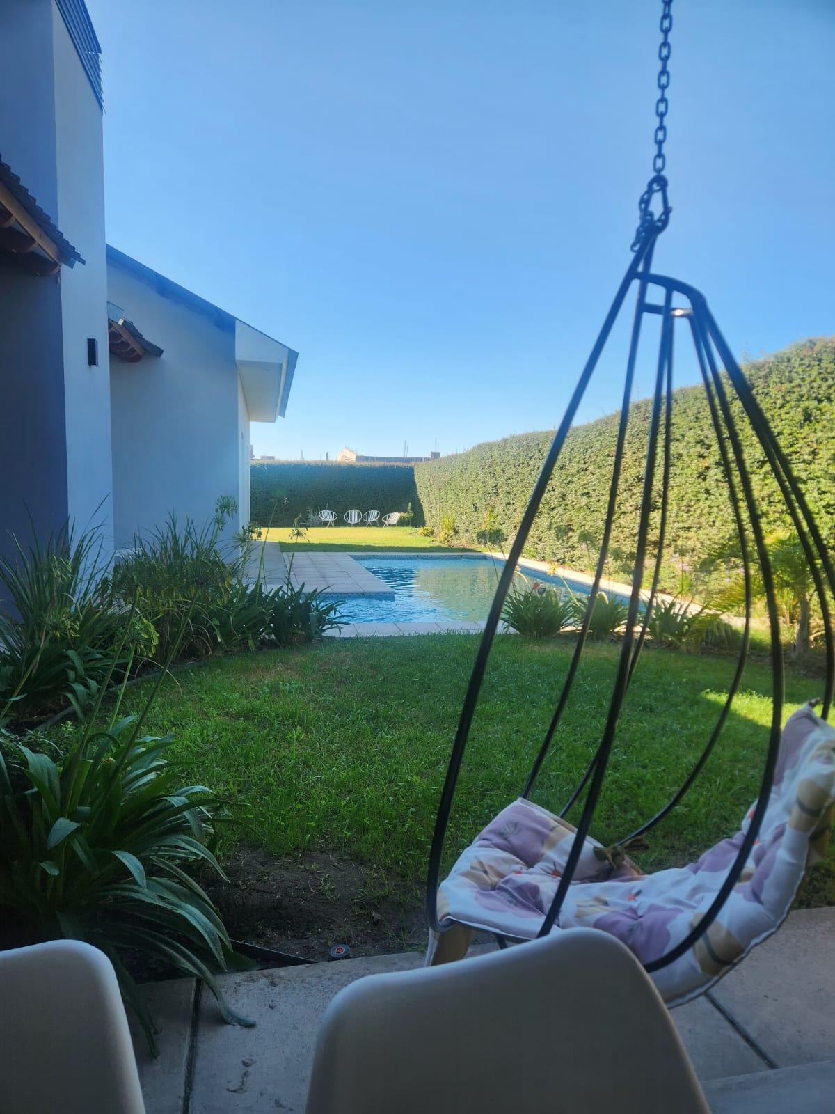 Casa en venta c/ cochera en San Rafael - foto 1